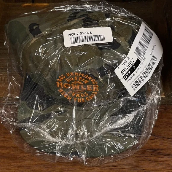 SOLD-Howler Brothers Los Hermanos “ The Brothers” Austin Texas Snapback Camo Hat - Picture 12 of 12